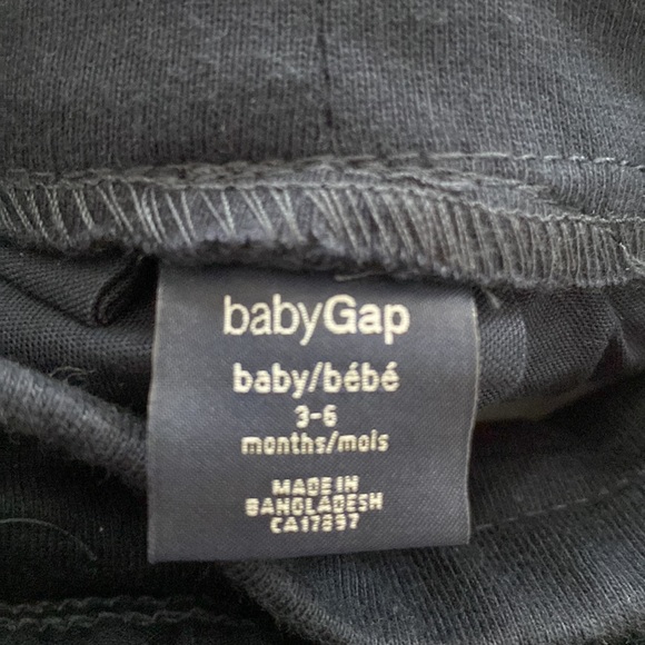 Baby Gap - Boys Shorts - size 3-6 months - Picture 4 of 5